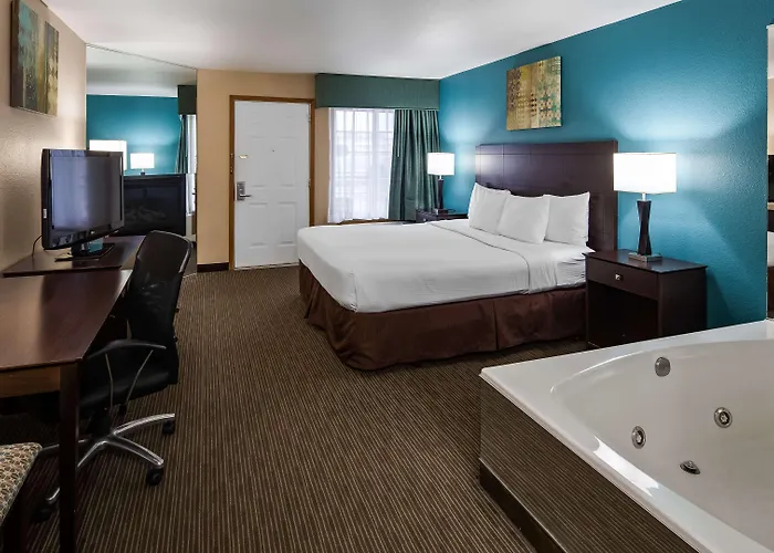 Western & Hotel